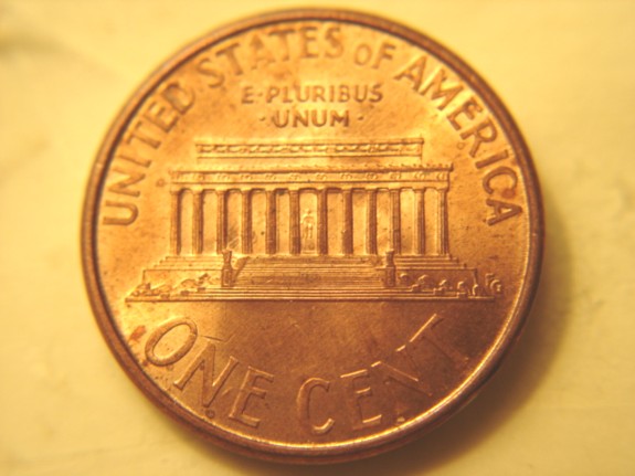 1999-Lincoln-Memorial-Cent--Markings/Lines-Above-Liberty